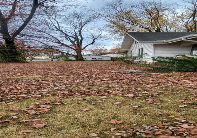 Photo 5 of Single family home for sale at 703 N Walker St, Montgomery, MO 63361 | MLS# 24039235 | Listing updated on 2024-11-24