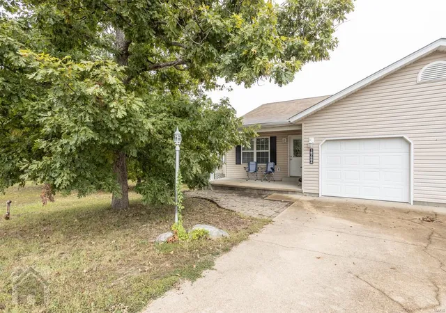 Photo 1 of Sale Pending at 16750 Huntington Ln #A, Saint Robert, MO 65584 | MLS# 24039361 | Listing updated on 2024-10-17