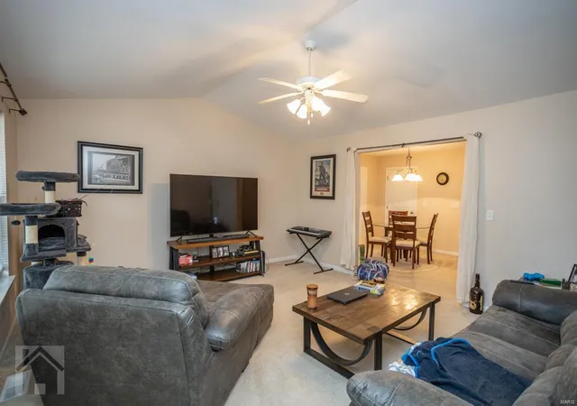 Photo 2 of Sale Pending at 16750 Huntington Ln #A, Saint Robert, MO 65584 | MLS# 24039361 | Listing updated on 2024-10-17