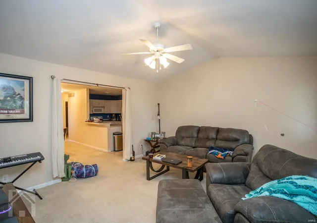 Photo 3 of Sale Pending at 16750 Huntington Ln #A, Saint Robert, MO 65584 | MLS# 24039361 | Listing updated on 2024-10-17