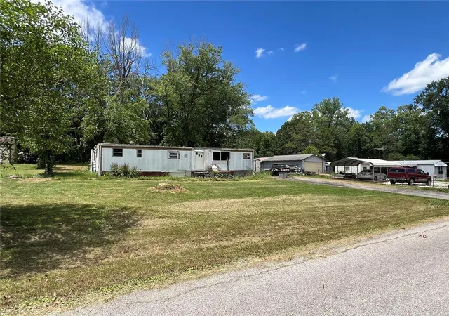 1st image of 9583 Meadow Dr, Hillsboro, MO 63050 | MLS# 24039448