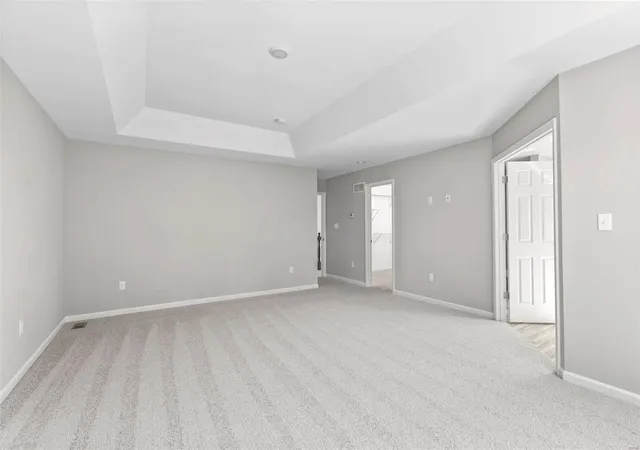 Photo 3 of Single family home for sale at 2 Hermitage Ii, Maryland Heights, MO 63146 | MLS# 24039925 | Listing updated on 2025-03-17
