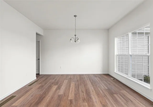 Photo 3 of Single family home for sale at 2 Sequoia, Maryland Heights, MO 63146 | MLS# 24039938 | Listing updated on 2025-03-17