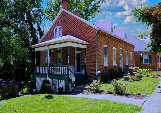 Photo 2 of Sale Pending at 126 W 2nd St, Hermann, MO 65041 | MLS# 24040649 | Listing updated on 2025-03-19