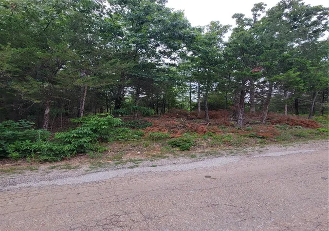 Photo 1 of Land for sale at 933 Stone Gate Dr, De Soto, MO 63020 | MLS# 24040982 | Listing updated on 2024-06-30