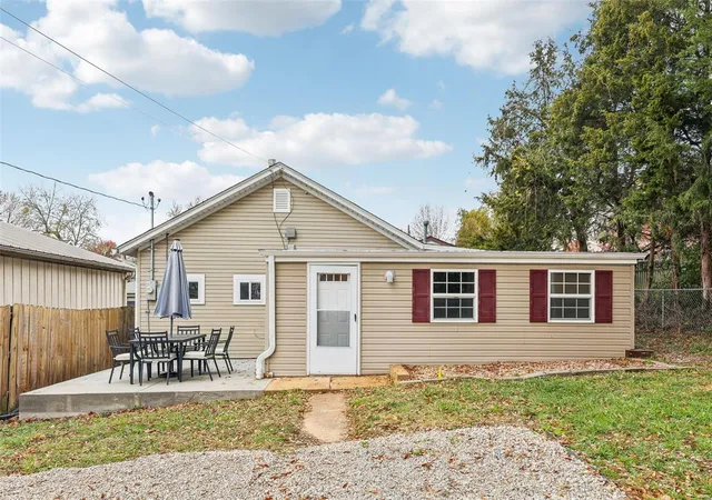 Photo 1 of Single family home for sale at 7925 Joel Ave, Saint Louis, MO 63123 | MLS# 24041126 | Listing updated on 2024-12-18