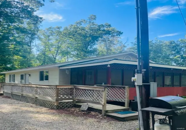 Photo 2 of Single family home for sale at 1310 Bluebird Ln, Morrison, MO 65061 | MLS# 24041326 | Listing updated on 2024-10-16