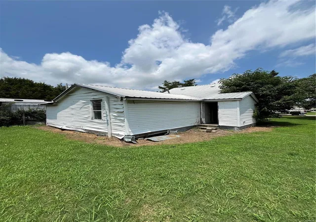 Photo 3 of Single family home for sale at 0 School St, Hornersville, MO 63855 | MLS# 24041417 | Listing updated on 2024-11-11