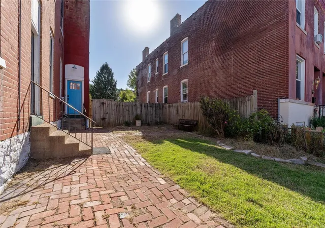 Photo 3 of Multi family home for sale at 2822 Mcnair Ave, Saint Louis, MO 63118 | MLS# 24041587 | Listing updated on 2024-11-27