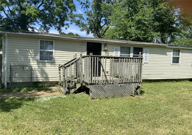 Photo 1 of Single family home for sale at 7111 Delmonte St, East Saint Louis, IL 62203 | MLS# 24041596 | Listing updated on 2024-11-19