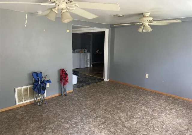 Photo 4 of Single family home for sale at 7111 Delmonte St, East Saint Louis, IL 62203 | MLS# 24041596 | Listing updated on 2024-11-19