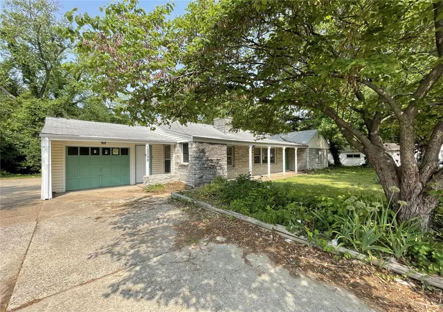 Photo 2 of Single family home for sale at 12209 Benham Rd, Saint Louis, MO 63138 | MLS# 24042313 | Listing updated on 2024-07-21