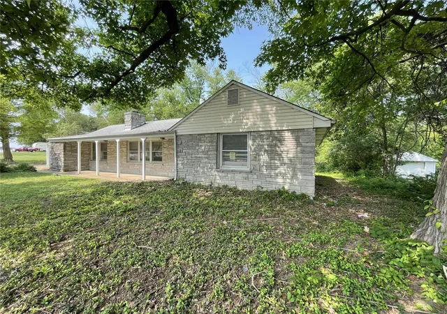 Photo 3 of Single family home for sale at 12209 Benham Rd, Saint Louis, MO 63138 | MLS# 24042313 | Listing updated on 2024-07-21