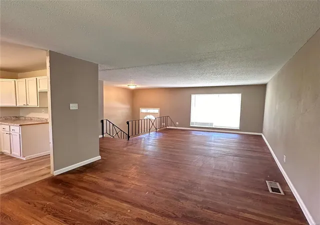 Photo 2 of Sale Pending at 12132 Criterion Ave, Saint Louis, MO 63138 | MLS# 24042547 | Listing updated on 2024-07-31