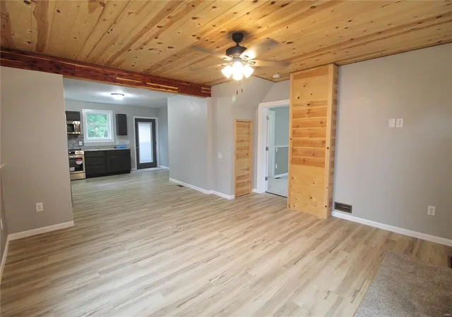 Photo 4 of Single family home for sale at 165 N 7th Street, Sainte Genevieve, MO 63670 | MLS# 24042651 | Listing updated on 2024-12-17