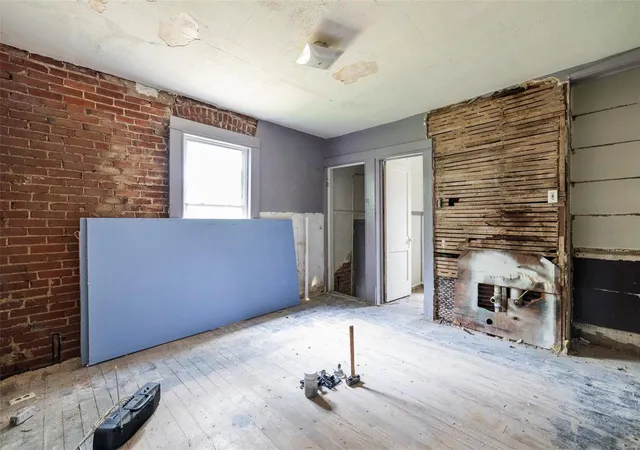 Photo 2 of Single family home for sale at (Undisclosed), Saint Louis, MO 63133 | MLS# 24043233 | Listing updated on 2024-11-25