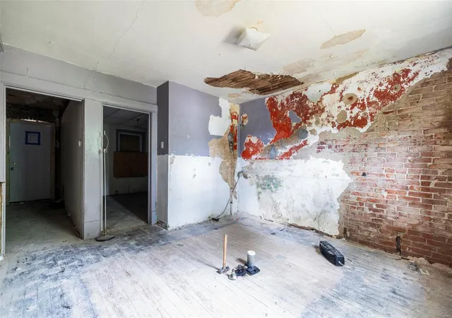 Photo 3 of Single family home for sale at (Undisclosed), Saint Louis, MO 63133 | MLS# 24043233 | Listing updated on 2024-11-25