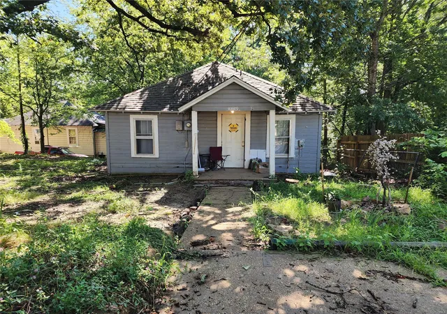 2nd image of 1020 Cole Avenue #1018, 1020, 1024, Poplar Bluff, MO 63901 | MLS# 24043426