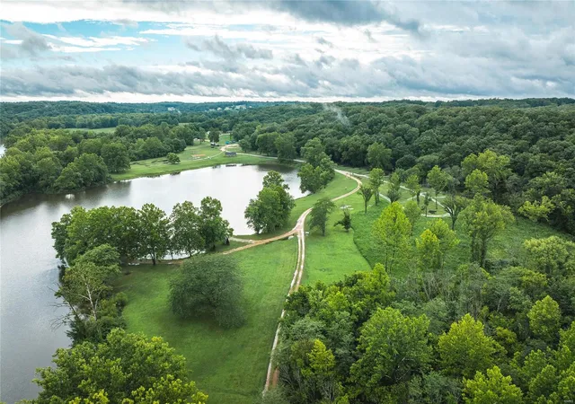 Photo 3 of House for sale at 69 Lucky Clover Rd, Steelville, MO 65565 | MLS# 24043481 | Listing updated on 2024-07-19