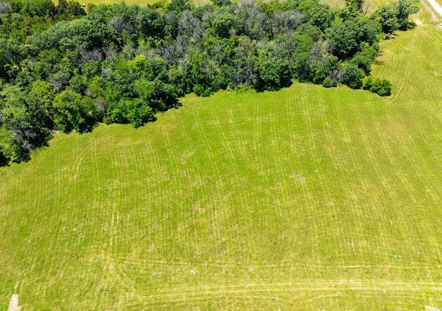 Photo 2 of Land for sale at 0 Monroe Trl   Tract 5, Perry, MO 63462 | MLS# 24043663 | Listing updated on 2024-07-11