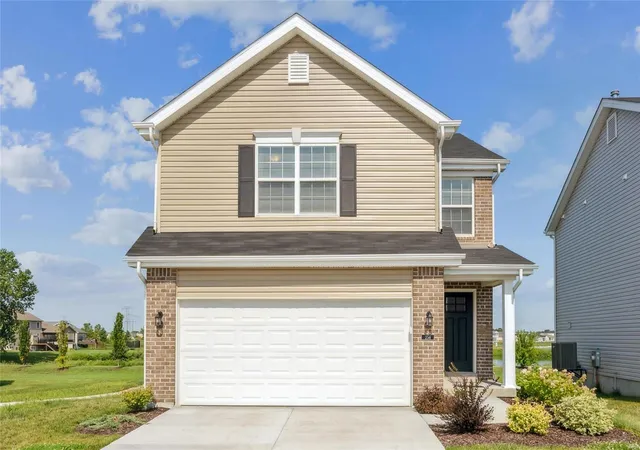 Photo 1 of Single family home for sale at 256 Crestfield Ct, St. Charles, MO 63301 | MLS# 24044015 | Listing updated on 2024-10-22