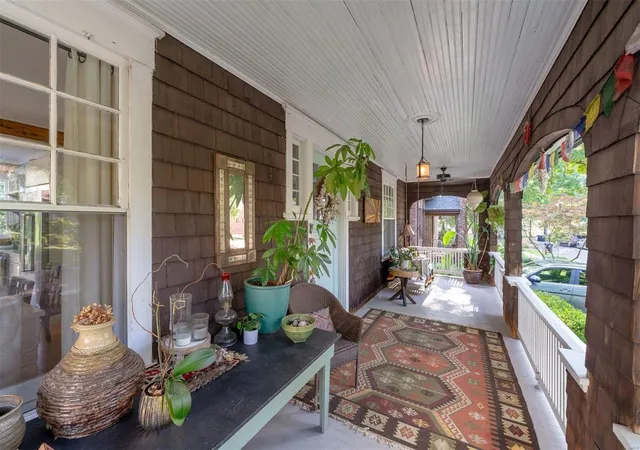 Photo 2 of Single family home for sale at 6951 Amherst Ave, Saint Louis, MO 63130 | MLS# 24044210 | Listing updated on 2024-12-17