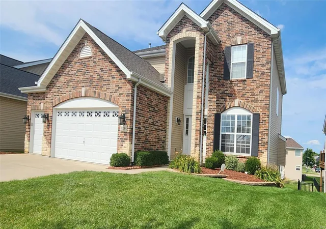 Photo 2 of Sale Pending at 1006 Briley St, Saint Peters, MO 63376 | MLS# 24044567 | Listing updated on 2024-08-16