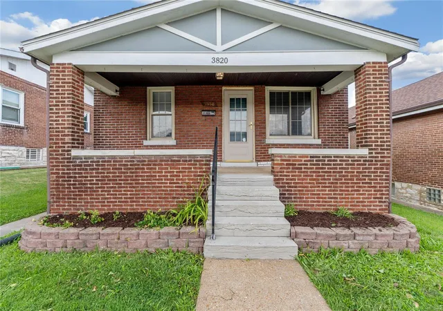 Photo 3 of Sale Pending at 3820 Bingham Ave, Saint Louis, MO 63116 | MLS# 24044697 | Listing updated on 2024-10-05
