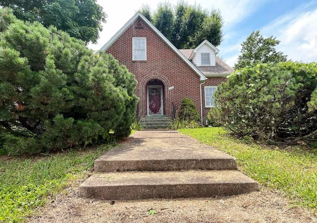 Photo 25 of Single family home for sale at 206 E Lincoln Ave, Owensville, MO 65066 | MLS# 24045074 | Listing updated on 2024-09-05