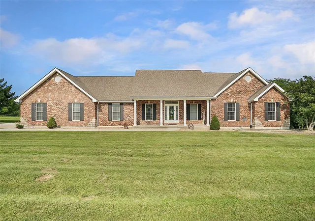 Photo 3 of Land for sale at 746 Hwy Uu, Silex, MO 63377 | MLS# 24045335 | Listing updated on 2024-09-28