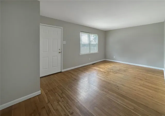 Photo 2 of Single family home for sale at 7705 Alaska Ave, Saint Louis, MO 63111 | MLS# 24045417 | Listing updated on 2024-10-04