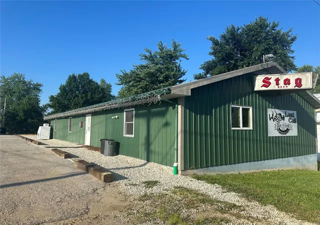 Photo 1 of Single family home for sale at 100 S Lyford St, Bland, MO 65014 | MLS# 24045504 | Listing updated on 2024-09-30