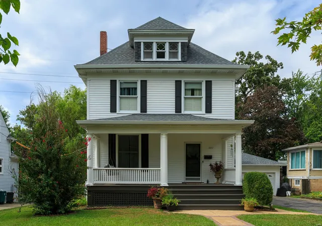 Photo 1 of Sale Pending at 2857 Laclede Station Rd, Saint Louis, MO 63143 | MLS# 24045589 | Listing updated on 2024-09-23