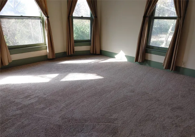 Photo 34 of Single family home for sale at 1515 Hawthorne Pl, Saint Louis, MO 63117 | MLS# 24045709 | Listing updated on 2024-12-16