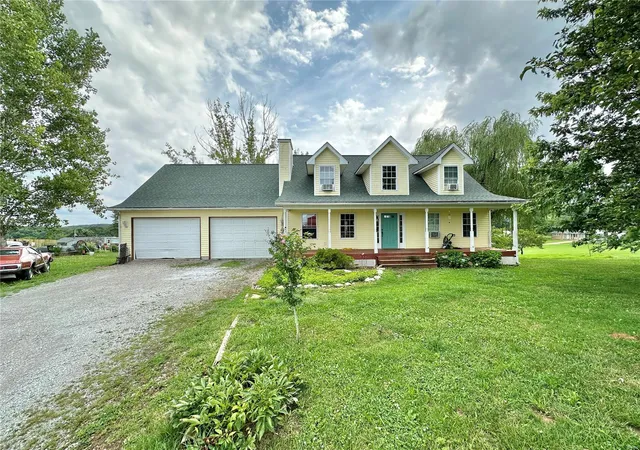 Photo 1 of Single family home for sale at 6624 State Route C, Sainte Genevieve, MO 63670 | MLS# 24045902 | Listing updated on 2024-12-11