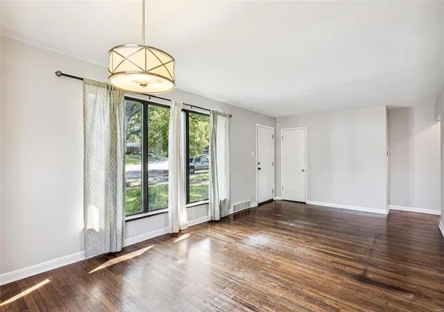 3rd image of 7844 Birchmont Dr, Saint Louis, MO 63130 | MLS# 24045924