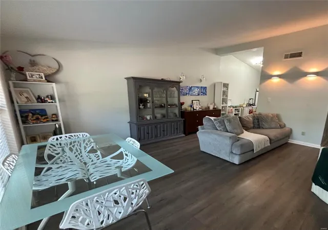 Photo 2 of Condo for sale at 8536 Old Bonhomme Rd, Saint Louis, MO 63132 | MLS# 24046161 | Listing updated on 2024-11-04