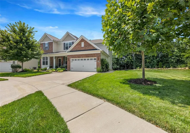 Photo 2 of Single family home for sale at 237 Chestnut Crk Xing, O Fallon, MO 63368 | MLS# 24046311 | Listing updated on 2024-12-16