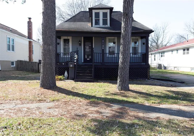 Photo 2 of Sale Pending at 7146 Mardel Ave, Saint Louis, MO 63109 | MLS# 24046868 | Listing updated on 2025-03-18