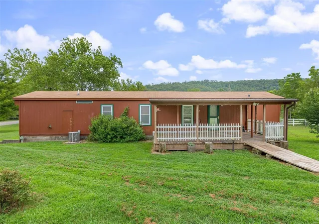 Photo 2 of Single family home for sale at 5857 Hwy E, Fredericktown, MO 63645 | MLS# 24046990 | Listing updated on 2024-09-18