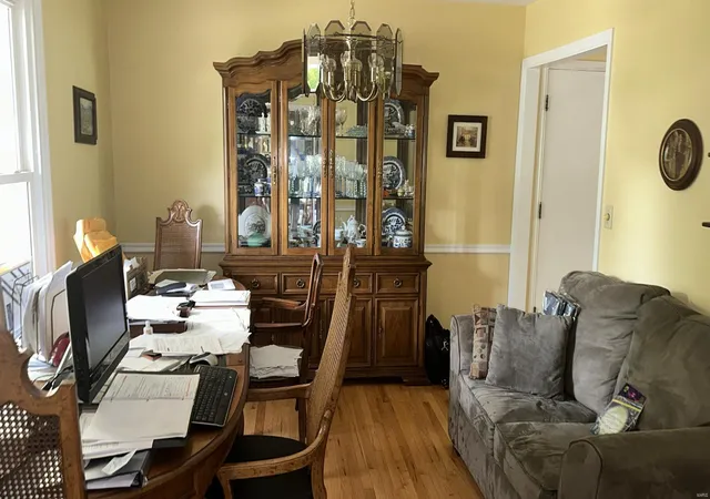 Photo 2 of Single family home for sale at 1742 Cyn View Ct, Chesterfield, MO 63017 | MLS# 24047023 | Listing updated on 2024-12-14