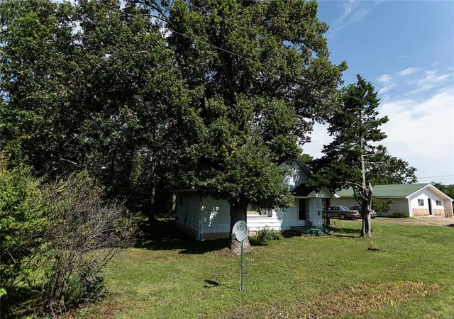 4th image of 11501 West Hwy 32, Salem, MO 65560 | MLS# 24047330