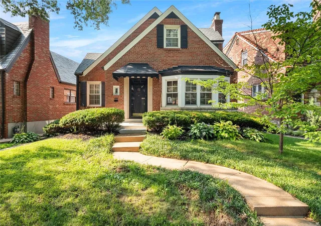 Photo 1 of Single family home for sale at 6524 Murdoch Ave, Saint Louis, MO 63109 | MLS# 24047528 | Listing updated on 2025-03-18