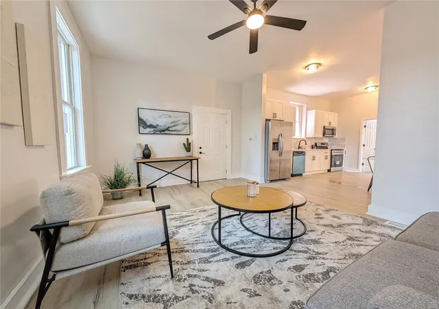 Photo 3 of Sale Pending at 3009 California Ave, Saint Louis, MO 63118 | MLS# 24047646 | Listing updated on 2024-07-31