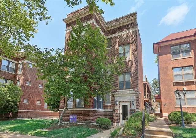 Photo 1 of Condo for sale at 5673 Waterman Blvd #31, Saint Louis, MO 63112 | MLS# 24048009 | Listing updated on 2025-03-04