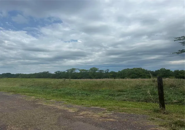 1st image of 0 Lot 6 Calvert Estates, Hannibal, MO 63401 | MLS# 24048384