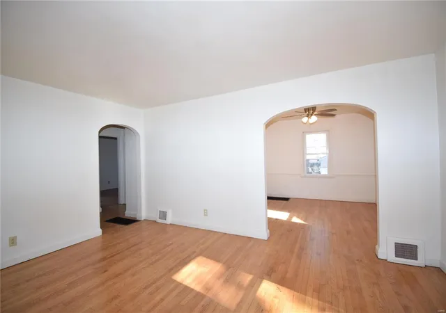 Photo 2 of Single family home for sale at 1456 Lyndale Ave, Saint Louis, MO 63130 | MLS# 24048507 | Listing updated on 2024-12-09