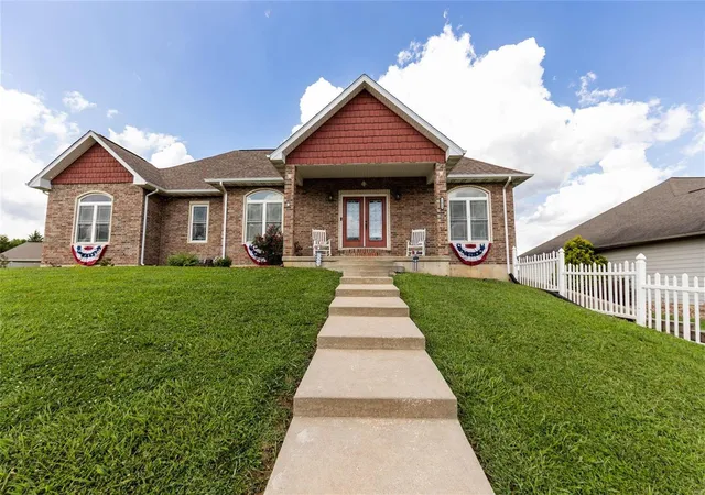 Photo 4 of Single family home for sale at 11044 Lexington Ln, Rolla, MO 65401 | MLS# 24048782 | Listing updated on 2024-09-28