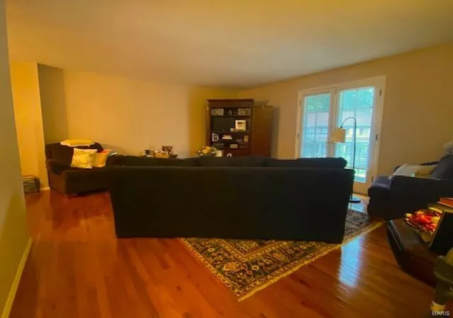 Photo 2 of Single family home for sale at 1407 Summerhaven Dr, Saint Louis, MO 63146 | MLS# 24048885 | Listing updated on 2024-11-12