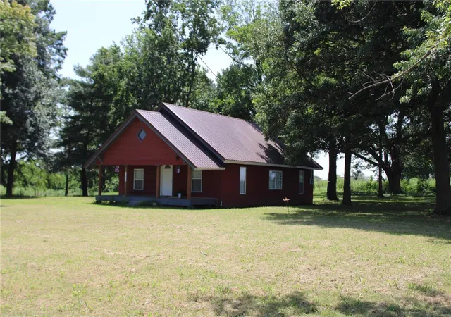 Photo 2 of Single family home for sale at 19313 County Rd 415, Holcomb, MO 63852 | MLS# 24048960 | Listing updated on 2024-11-26